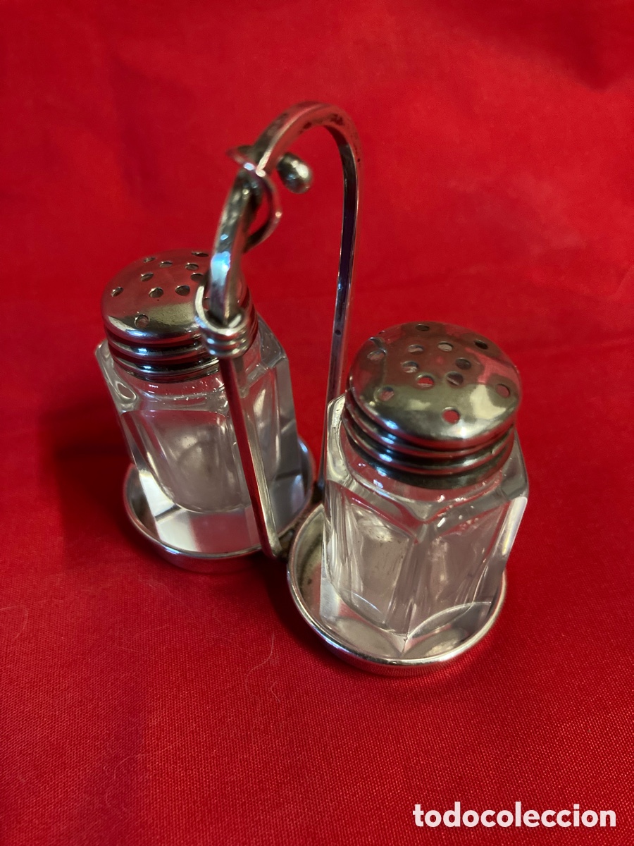 Antig&uuml;edades: PRECIOSA PAREJA DE SALERO Y PIMENTERO DE PLATA DE LEY