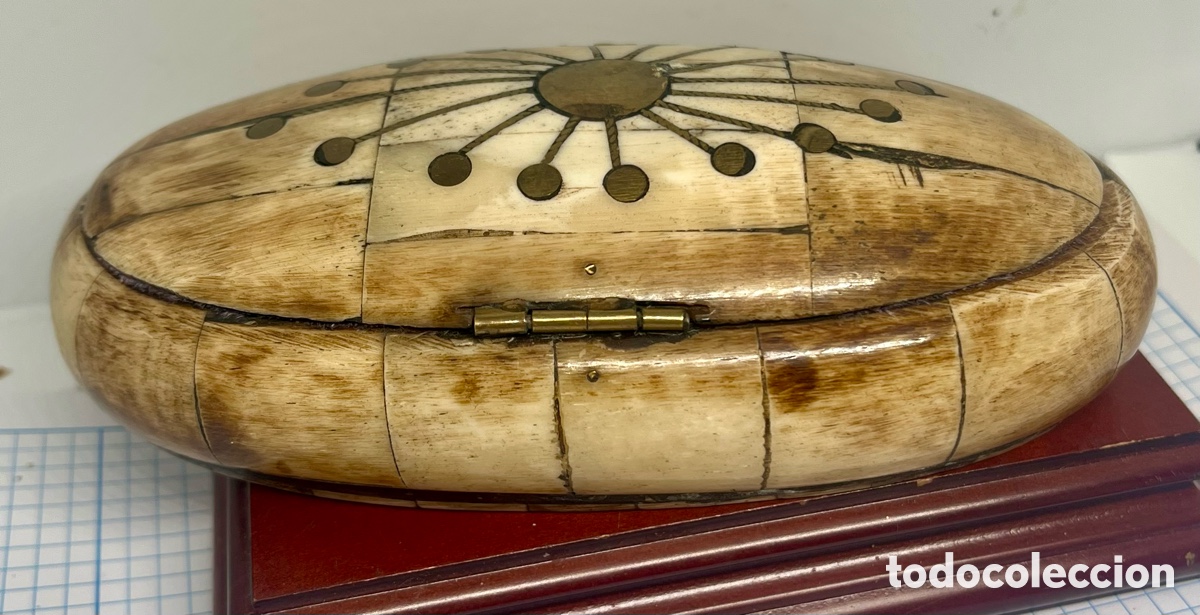 Antig&uuml;edades: CAJA DE HUESO CON BRONCE ANTIGUA - Foto 5