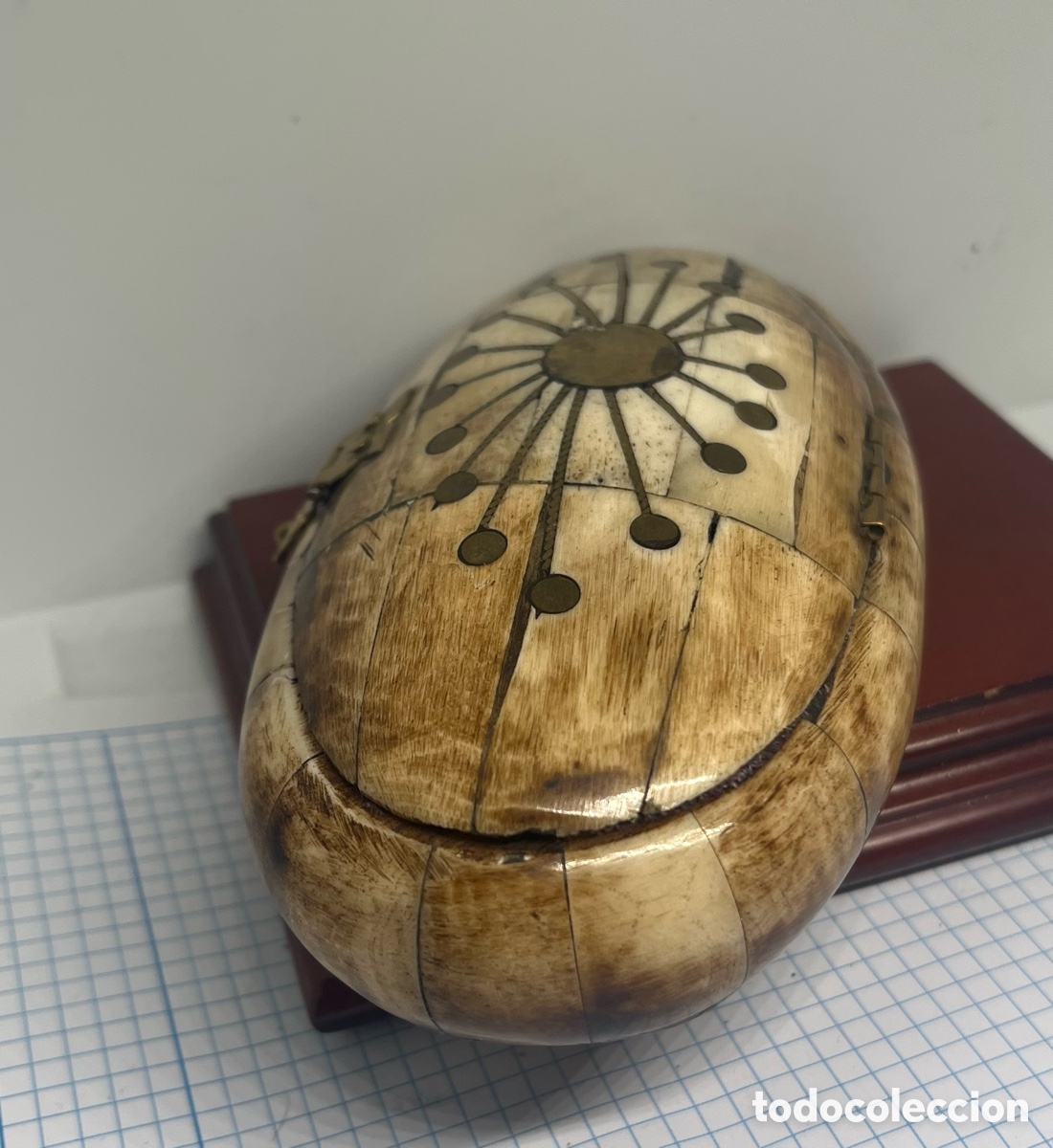 Antiquit&eacute;s: CAJA DE HUESO CON BRONCE ANTIGUA