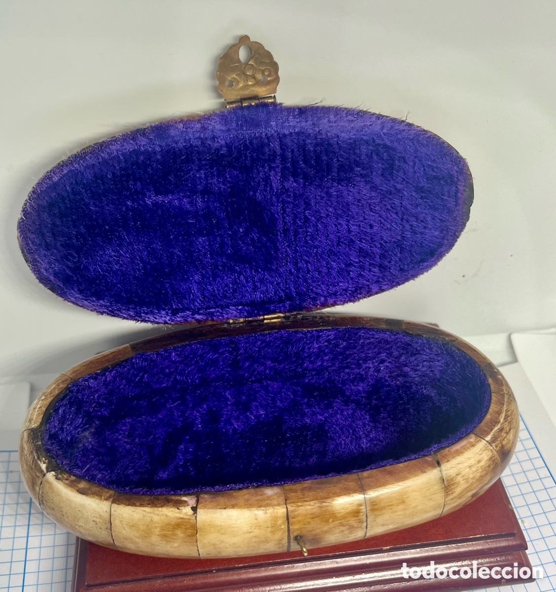 Antig&uuml;edades: CAJA DE HUESO CON BRONCE ANTIGUA - Foto 7
