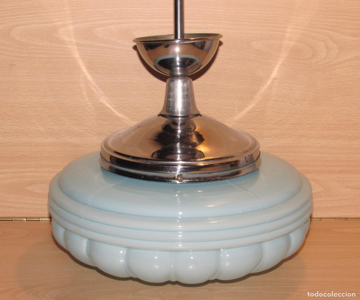 Antiques: L&aacute;mpara techo vintage Art Deco modernista tulipa plaf&oacute;n opalina vidrio opalino soplado azul celeste