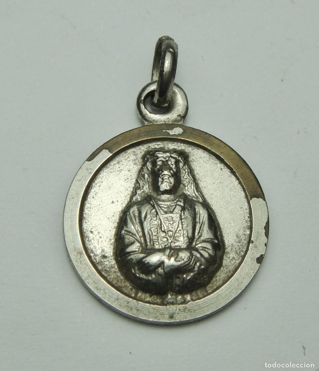 Oggetti Antichi: Medalla religiosa &middot; Cristo de Medinaceli &middot; Metal plateado &middot; ca. 1950