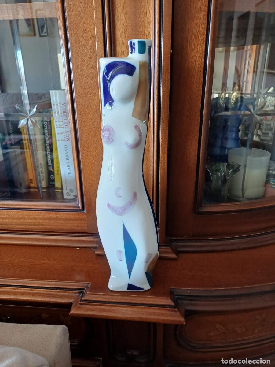 Antig&uuml;edades: Jarr&oacute;n porcelana Sargadelos - Foto 1