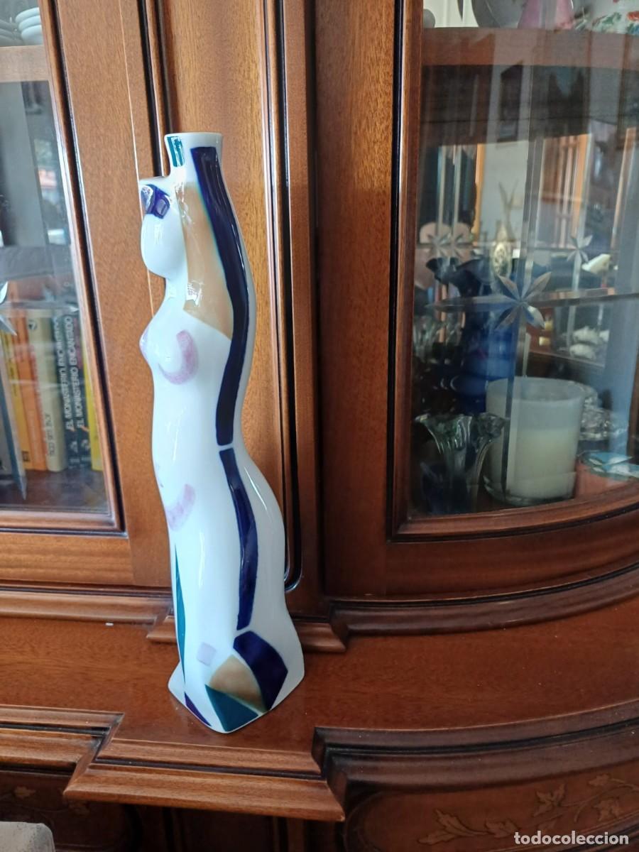 Antig&uuml;edades: Jarr&oacute;n porcelana Sargadelos - Foto 2