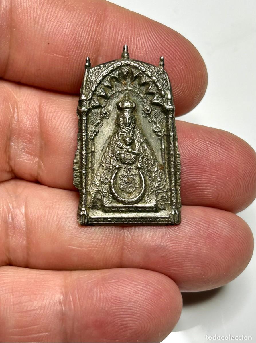 Antiques: 3918.Placa met&aacute;lica devocional de la Virgen de Regla - Chipiona C&aacute;diz