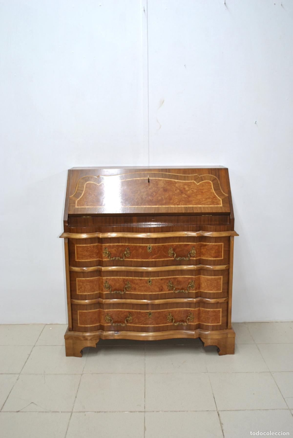 Antig&uuml;edades: C&oacute;moda escritorio madera nogal y marqueter&iacute;a