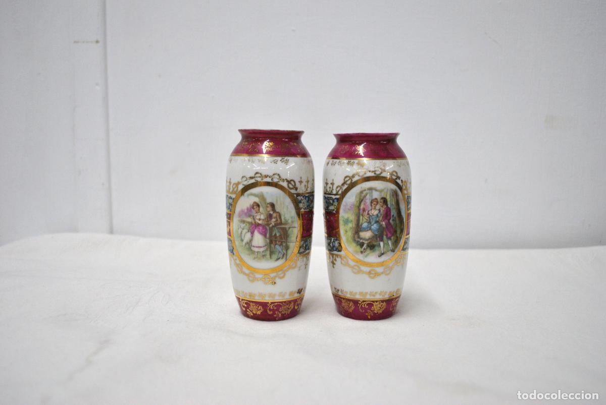 Antig&uuml;edades: Jarrones o violeteros peque&ntilde;os porcelana - Foto 1