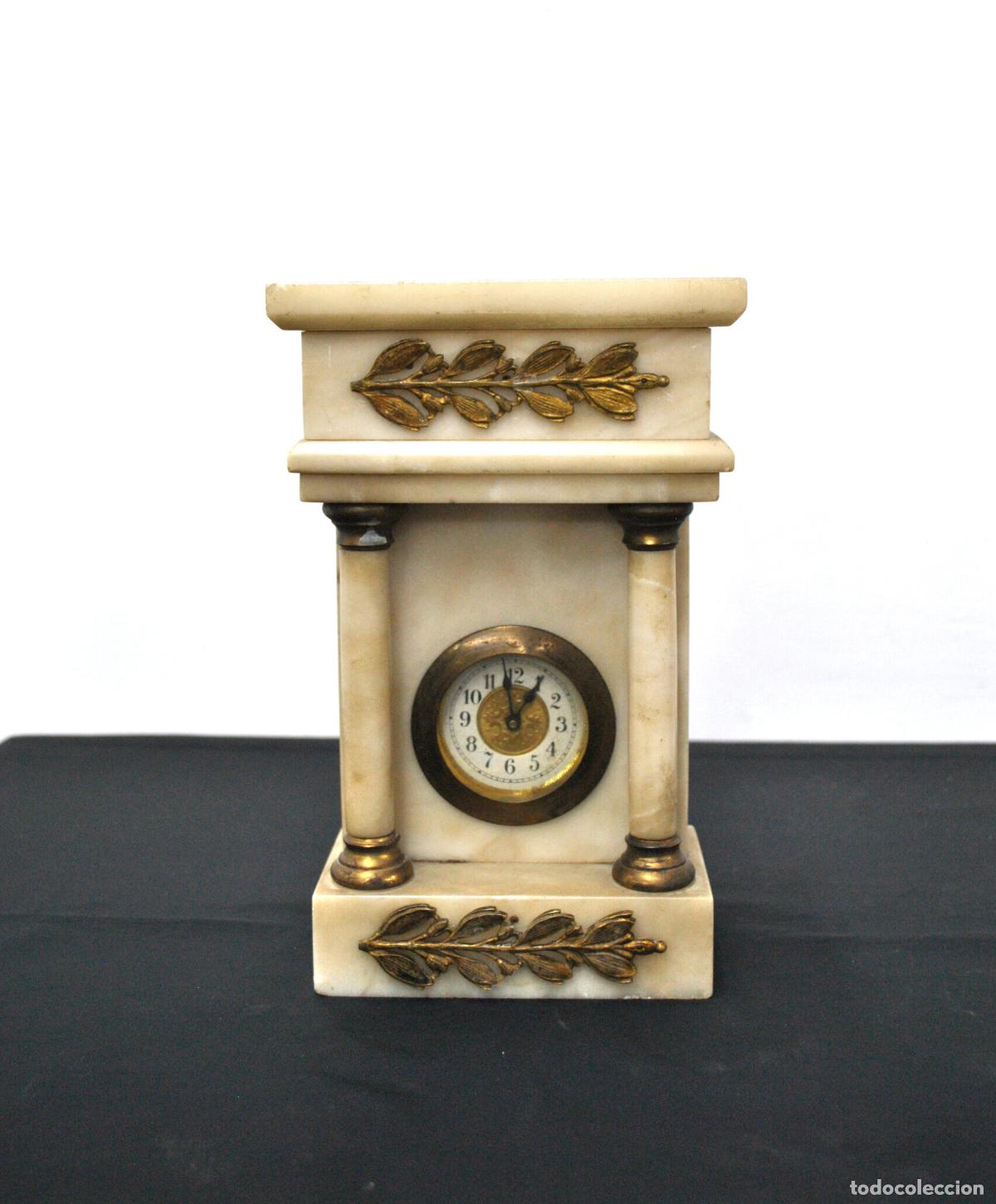 Antig&uuml;edades: Reloj sobremesa alabastro estilo Imperio