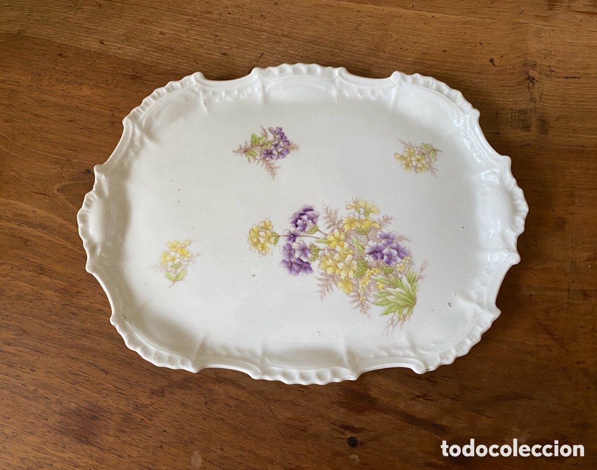 Antig&uuml;edades: Antigua bandeja de porcelana