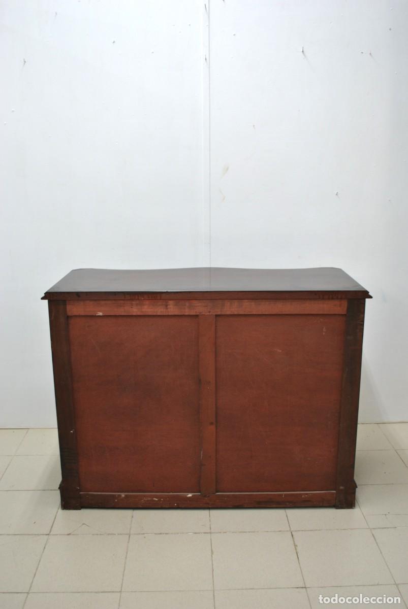 Antig&uuml;edades: Antigua c&oacute;moda bombeada de caoba estilo ingl&eacute;s - Foto 8