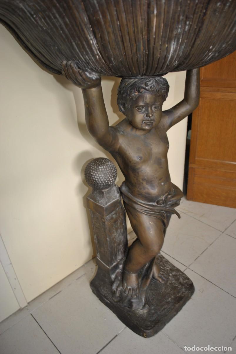 Antig&uuml;edades: Gran fuente escult&oacute;rica de bronce con querubines - Foto 9