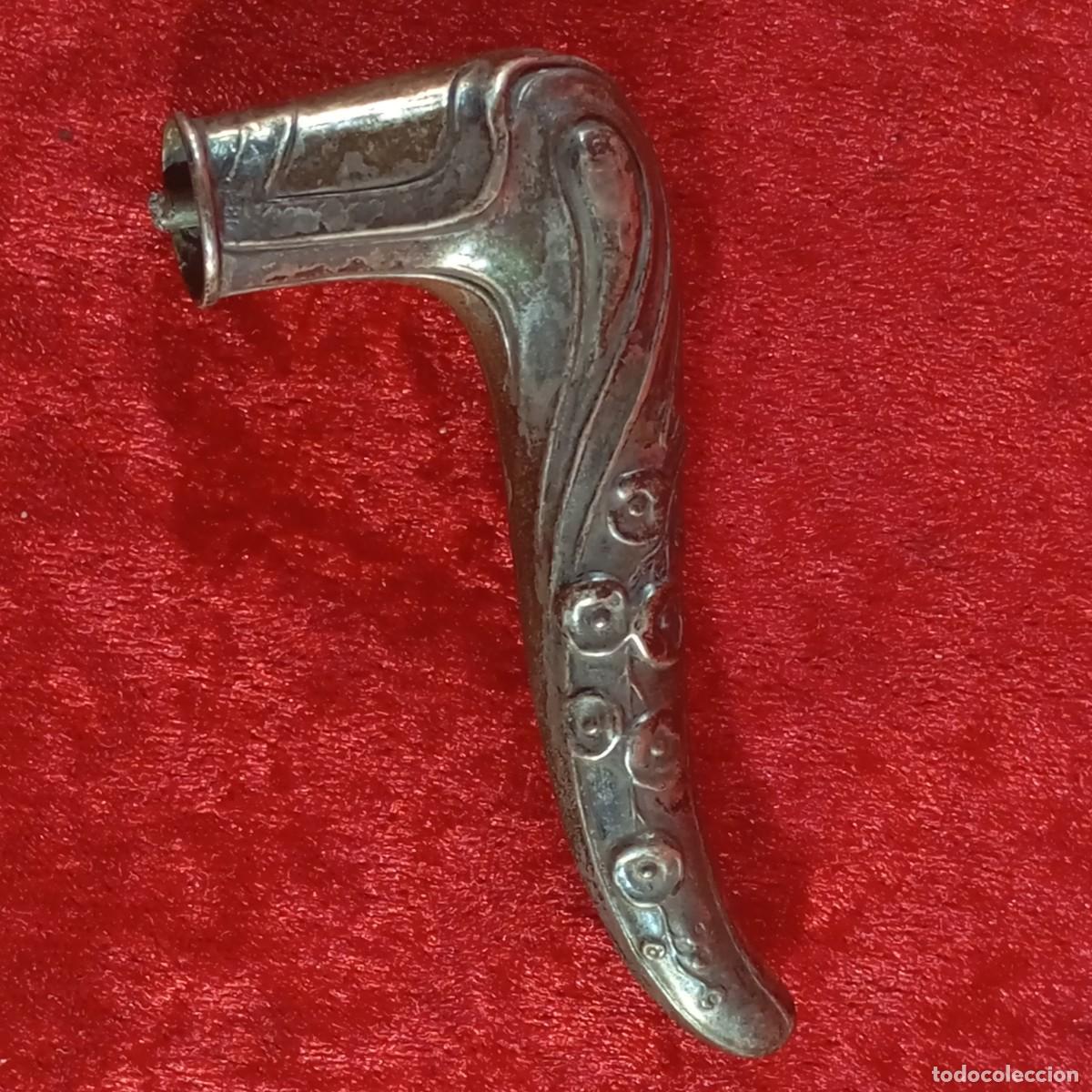 Antig&uuml;edades: ANTIGUO MANGO DE BAST&Oacute;N O SOMBRILLA - METAL PLATEADO - ESTILO MODERNISTA - 90 X 40 MM / 4379