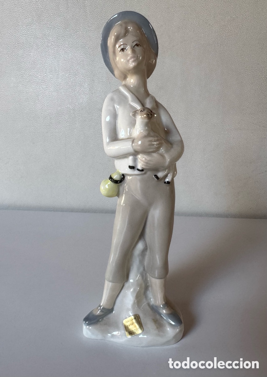 Antig&uuml;edades: FIGURA PORCELANAS PE&Ntilde;ATAL - Foto 1