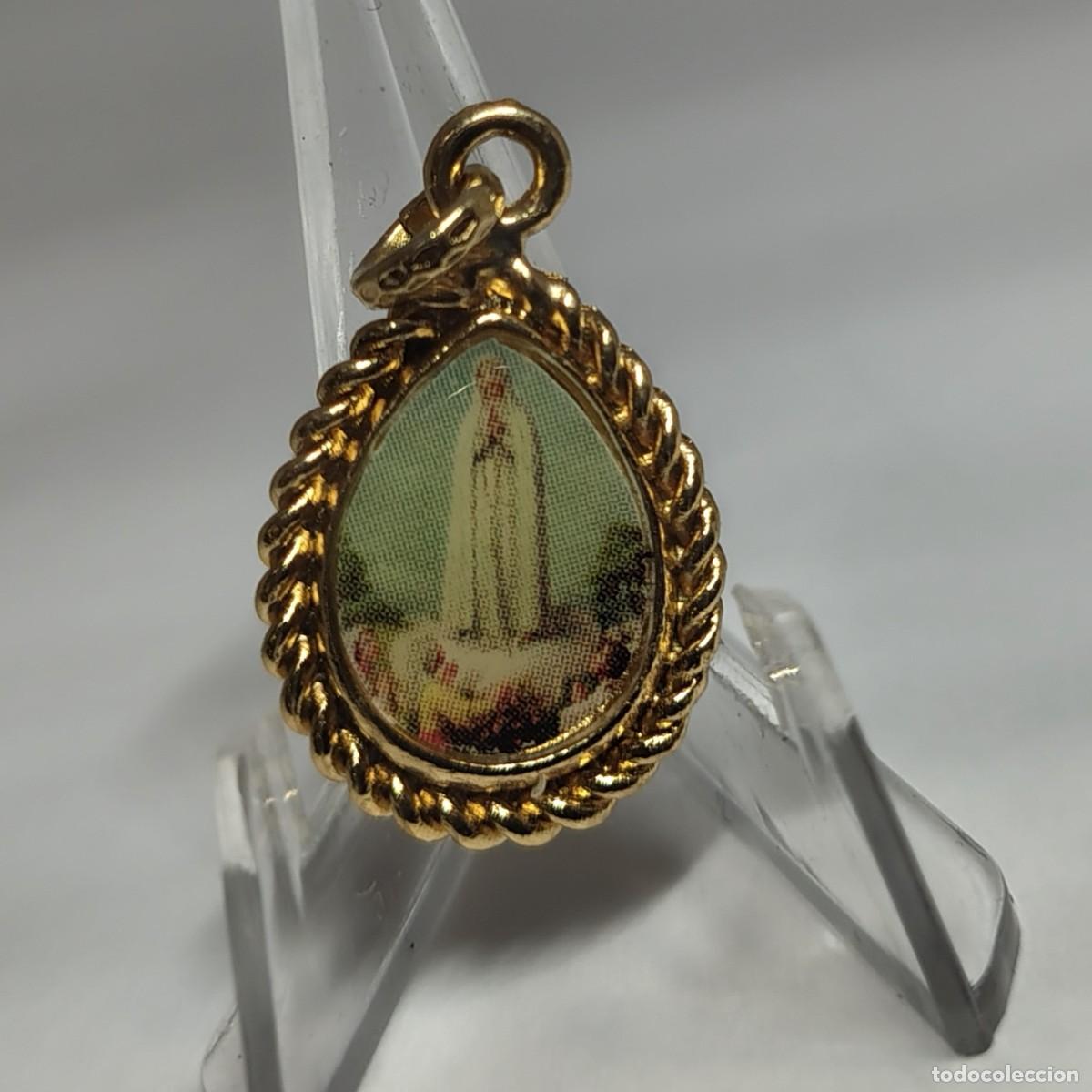 Antig&uuml;edades: Medalla religiosa / Colgante: NUESTRA SE&Ntilde;ORA de FATIMA. M356