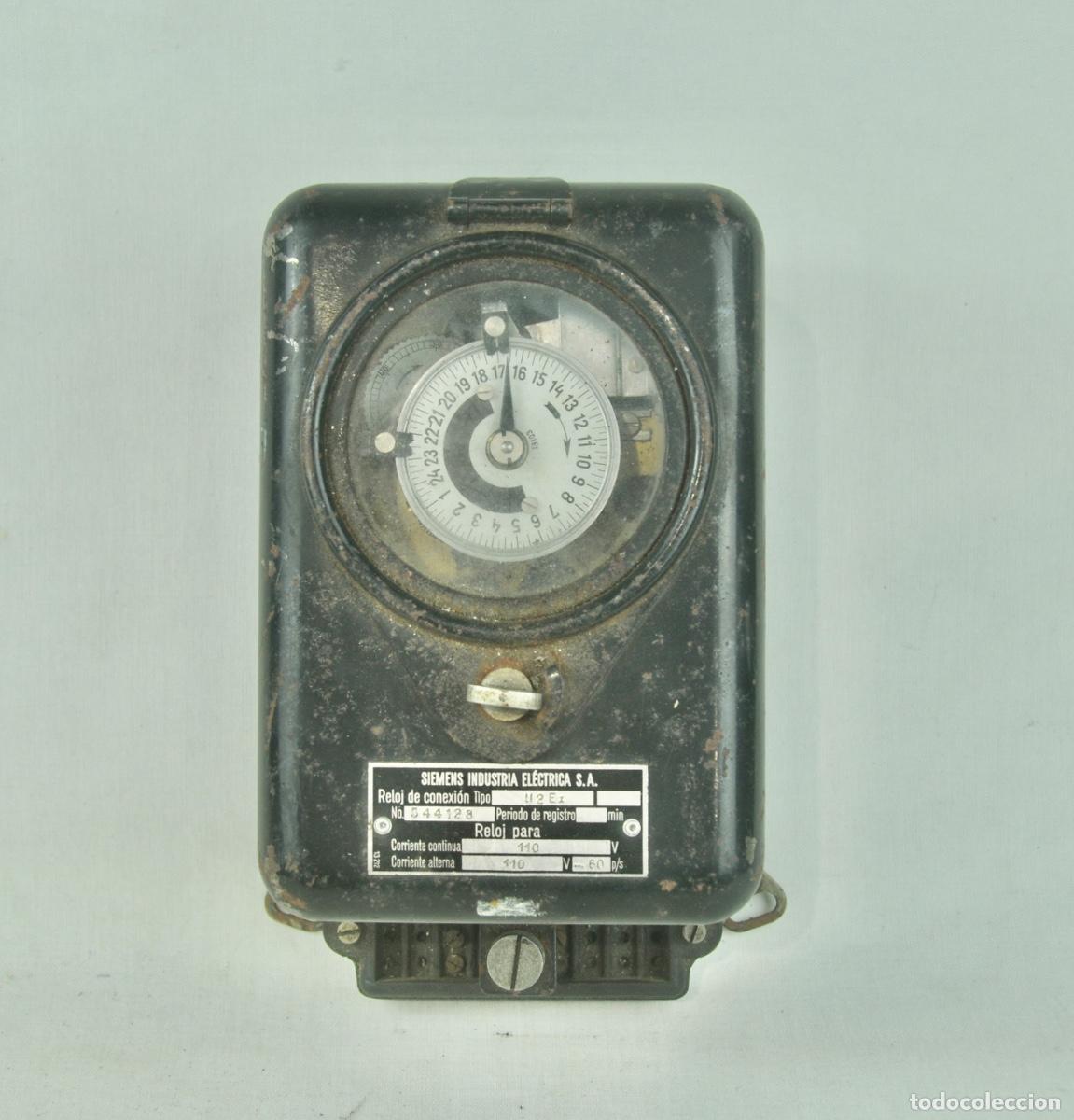 Antig&uuml;edades: Reloj interruptor de corriente alterna Siemens