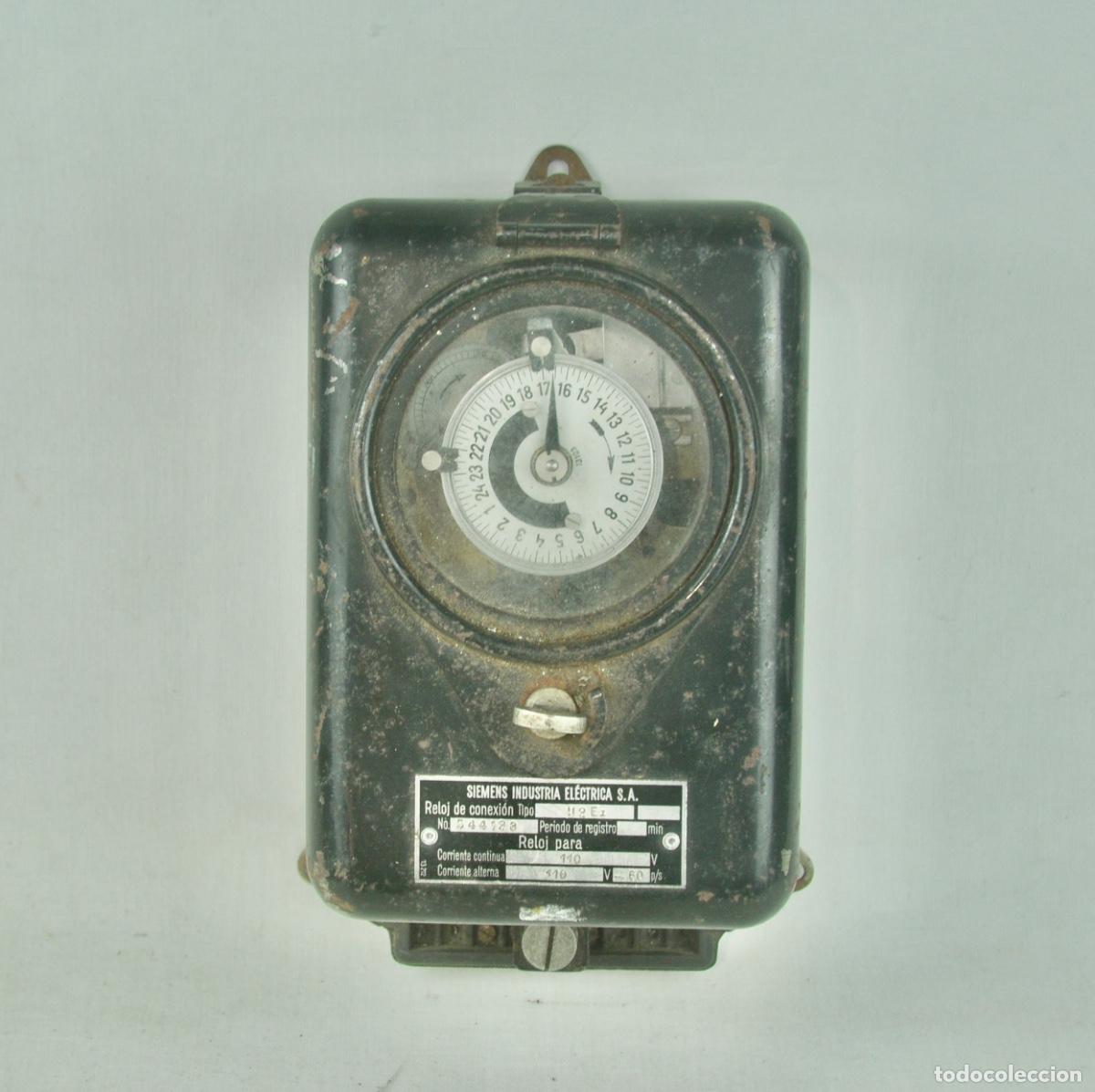 Antig&uuml;edades: Reloj interruptor de corriente alterna Siemens - Foto 2