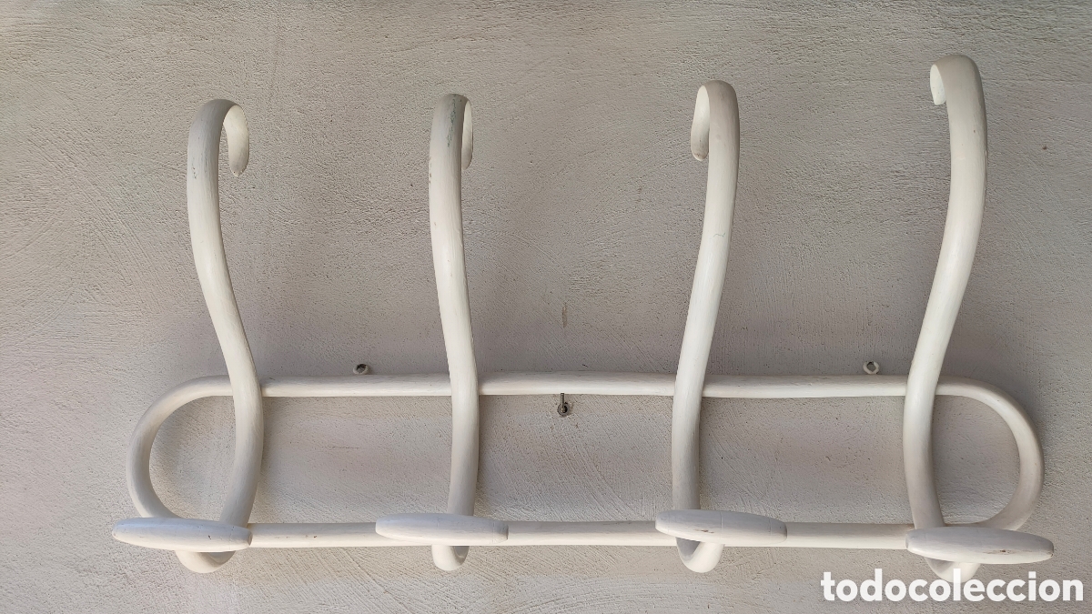 Antig&uuml;edades: ANTIGUO PERCHERO DE MADERA.ESTILO THONET.CUATRO BRAZOS.PINTADO EN BLANCO.RETRO.COLGADOR.