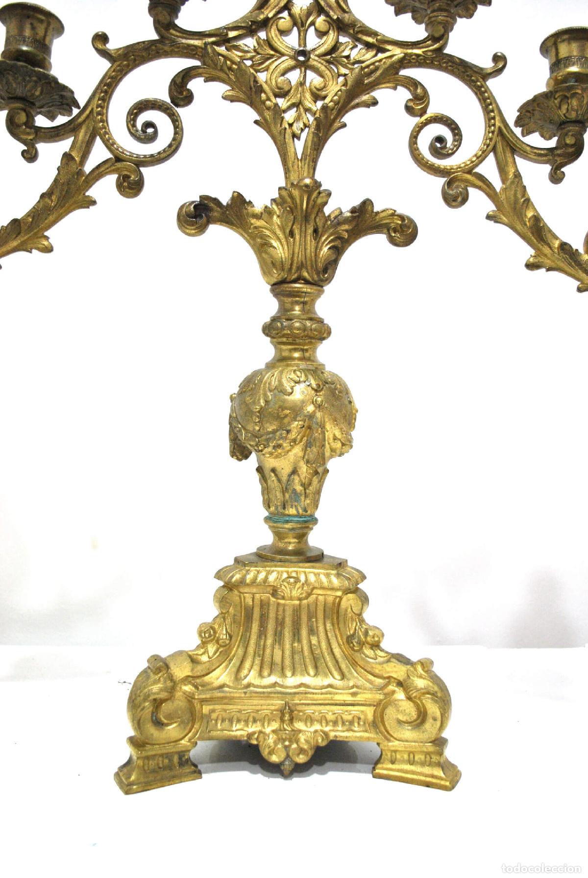 Antig&uuml;edades: Pareja candelabros de bronce 7 velas - Foto 3