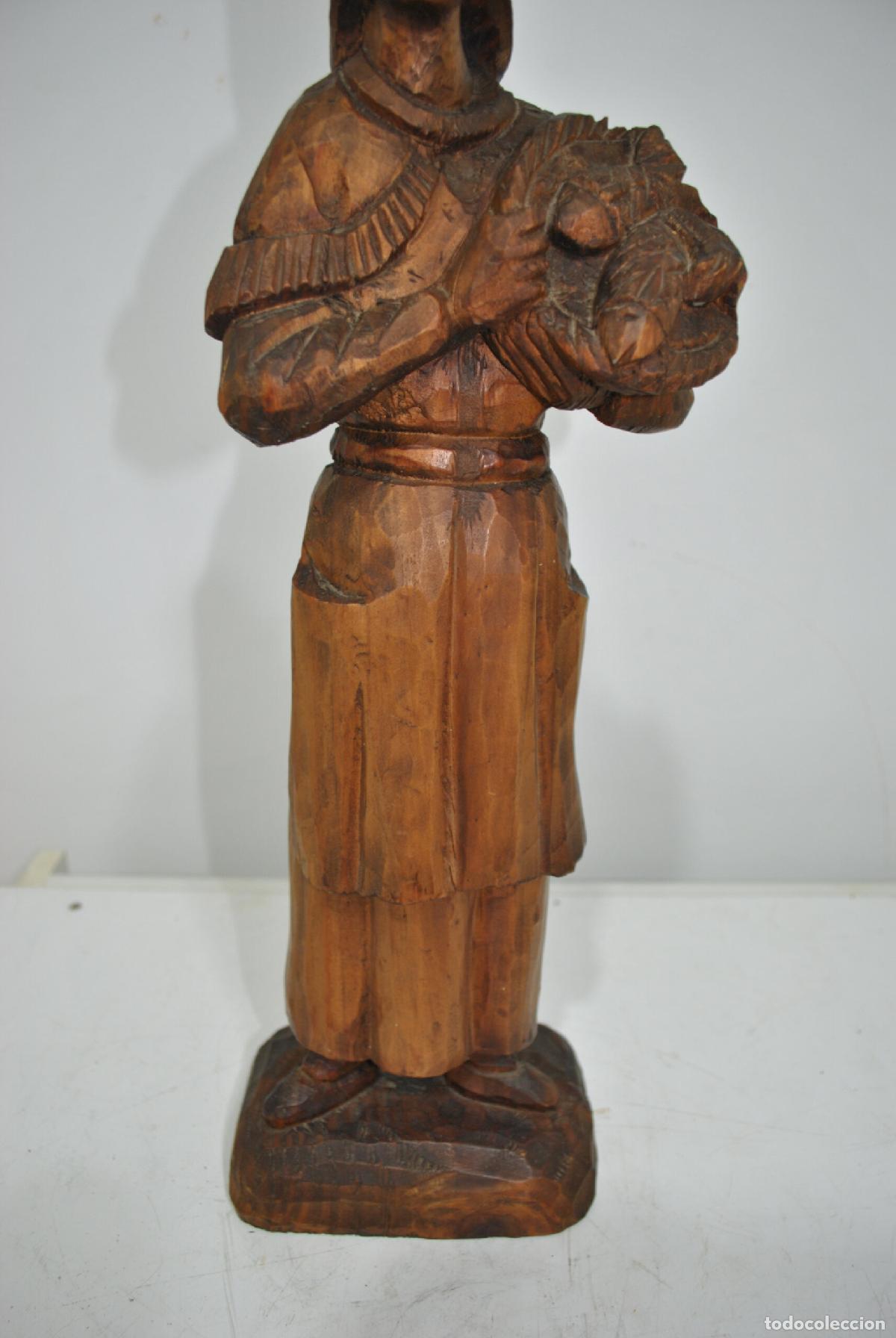 Antig&uuml;edades: Figura madera tallada campesina - Foto 4
