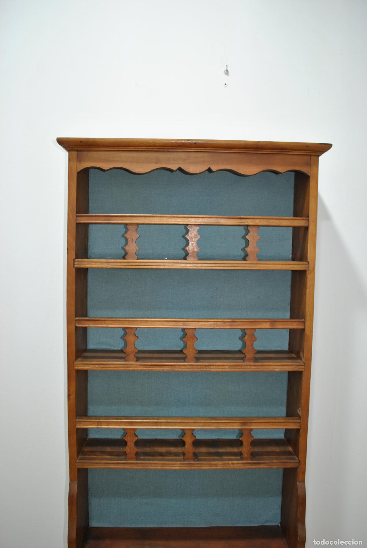 Antig&uuml;edades: Mueble platero r&uacute;stico de madera con caj&oacute;n - Foto 3