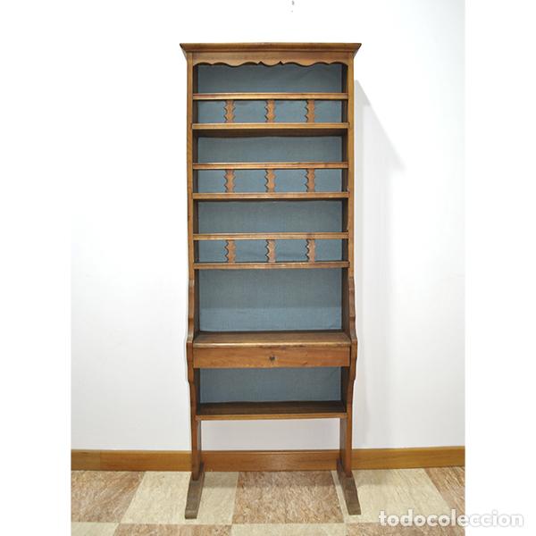 Antig&uuml;edades: Mueble platero r&uacute;stico de madera con caj&oacute;n - Foto 1