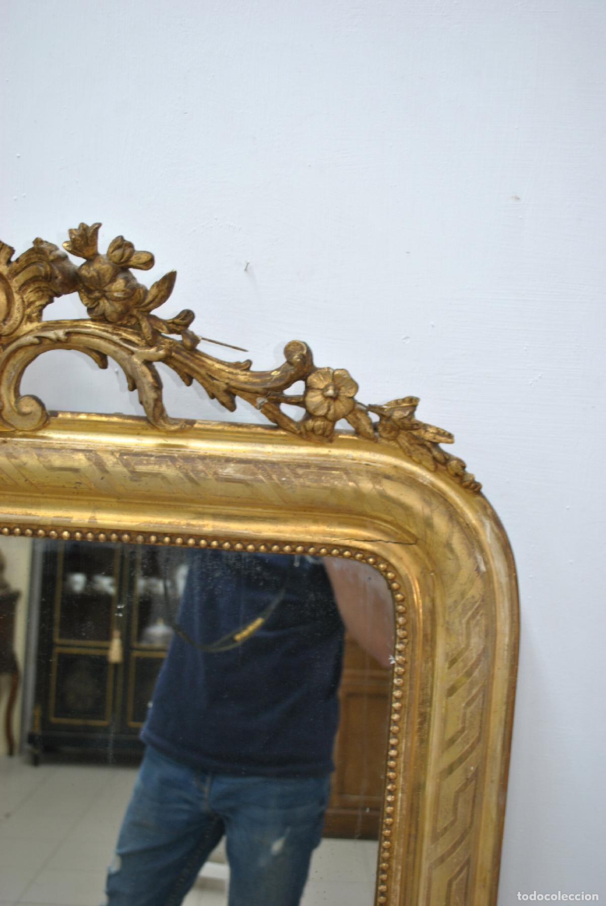 Antig&uuml;edades: Gran espejo Isabelino tallado - Foto 5