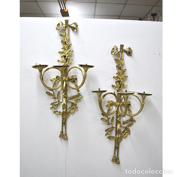 Antig&uuml;edades: Apliques bronce dorado lacer&iacute;as