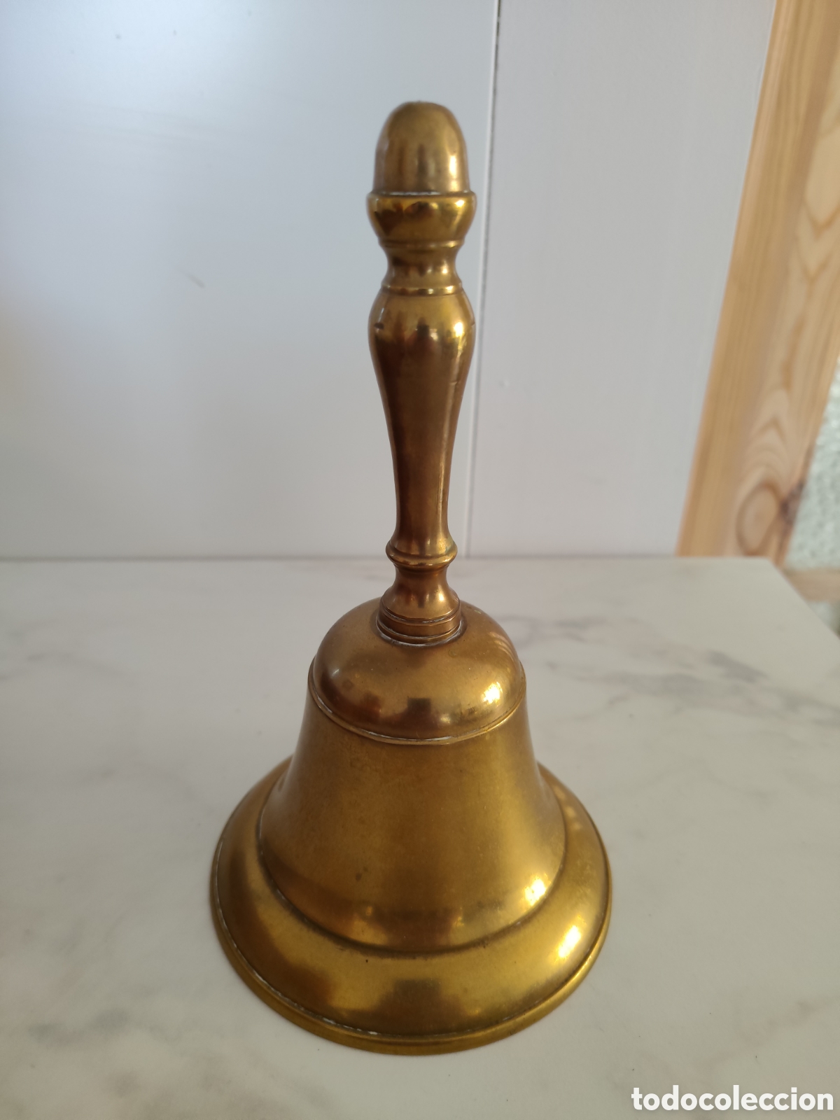 Antig&uuml;edades: Campana de bronce de gran tama&ntilde;o - Foto 1