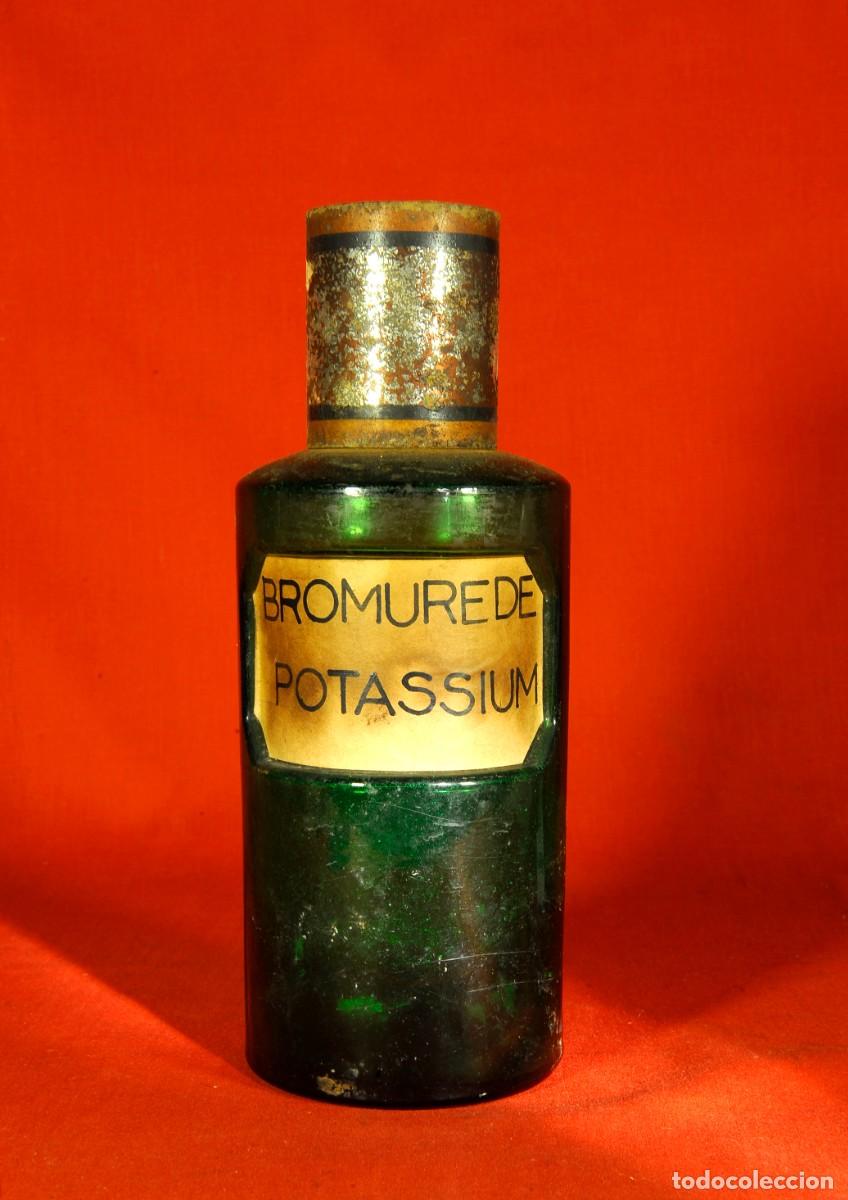 Antig&uuml;edades: Antiguo tarro de cristal de farmacia o Laboratorio que pone BROMURE DE POTASSIUM