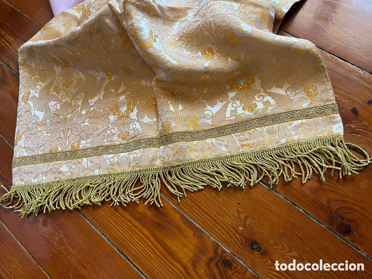 Antig&uuml;edades: Conjunto lit&uacute;rgico. Capa pluvial, casulla y complementos - Foto 15