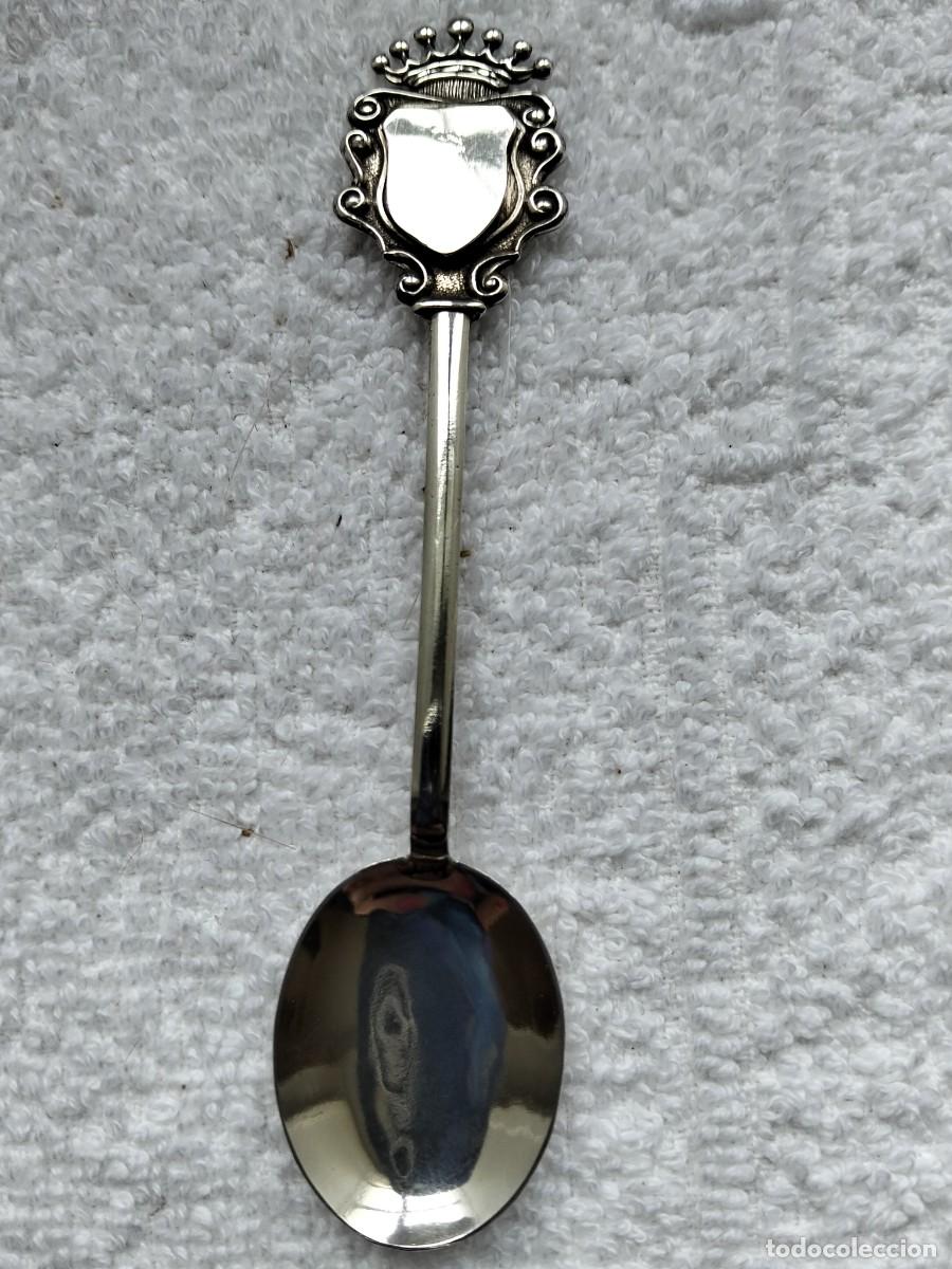 Antig&uuml;edades: CUCHARILLA PLATA DE LEY CON ESCUDO PARA GRABAR