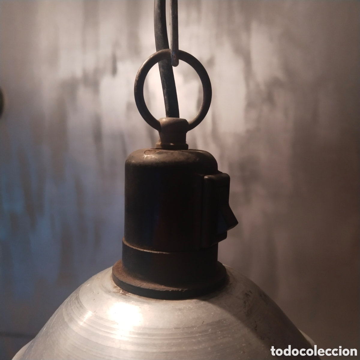 Antig&uuml;edades: L&aacute;mpara industrial y l&aacute;mpara de esmalte - Foto 12