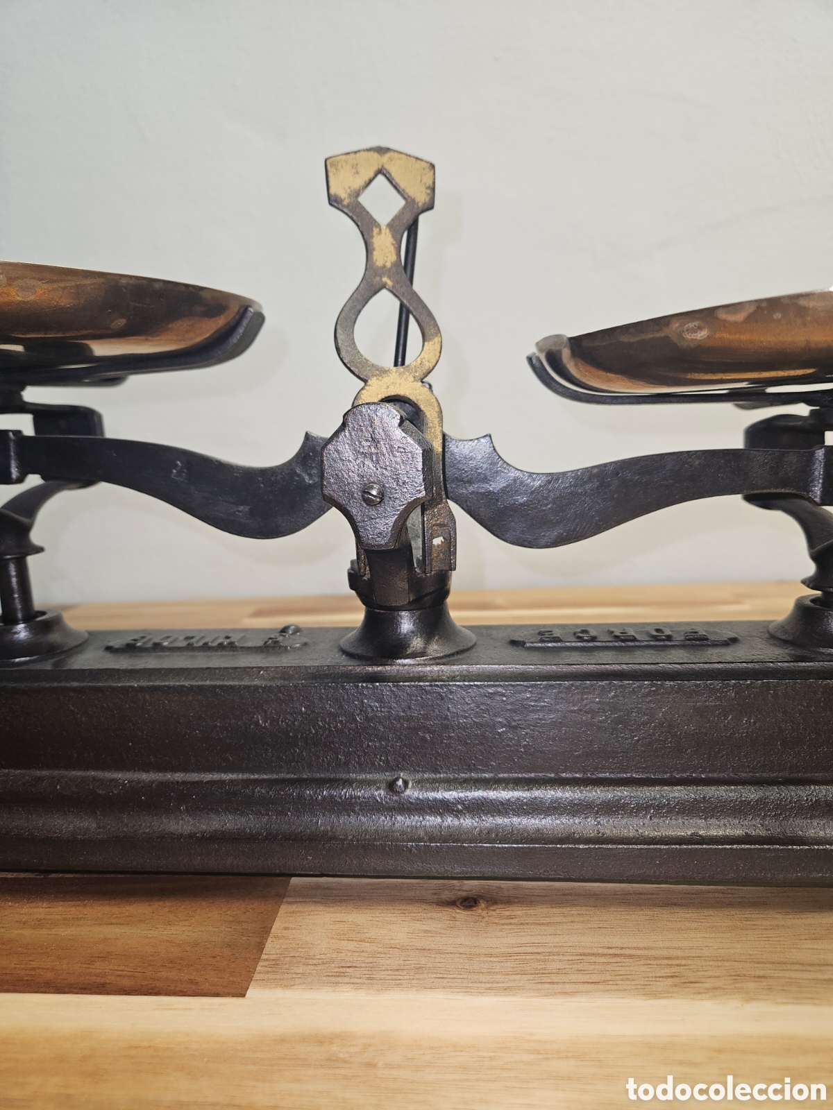 Antig&uuml;edades: Antigua balanza restaurada - Foto 5