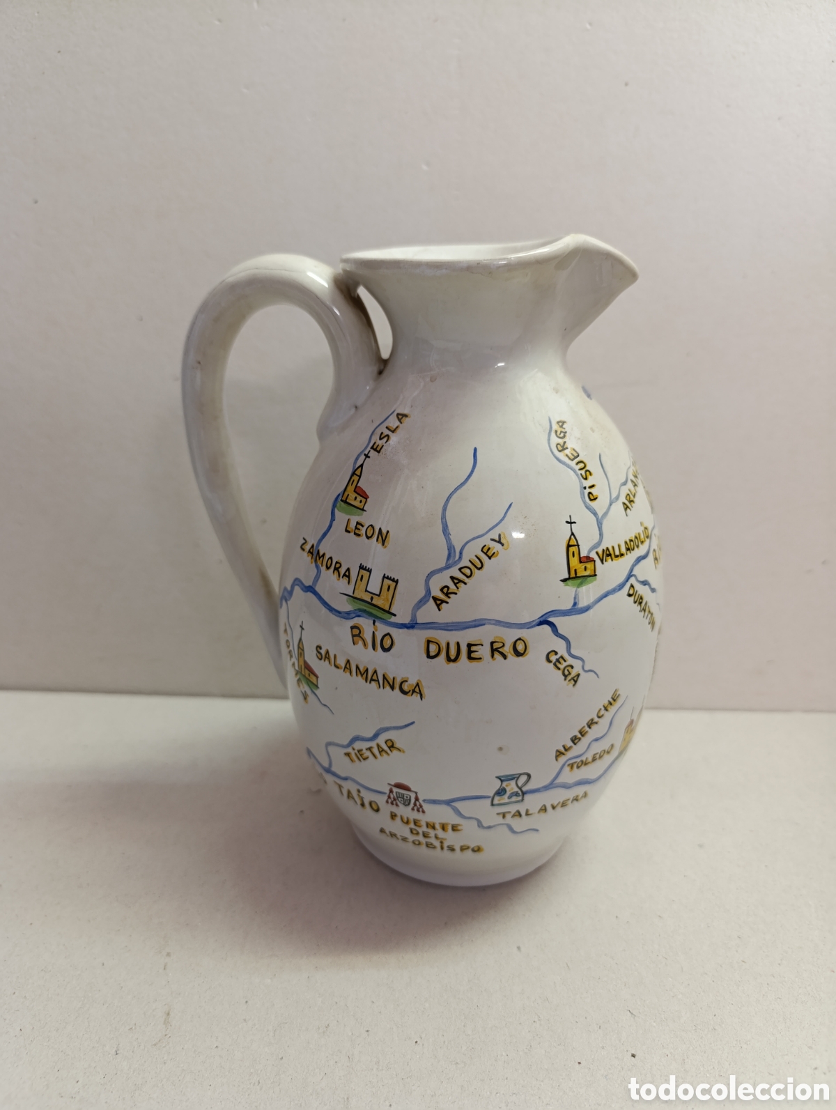 Antig&uuml;edades: JARRA DE CERAMICA FIRMADA ZU&Ntilde;IGA SAN SEBASTIAN. DECORACION GEOGRAFICA PINTADA A MANO.