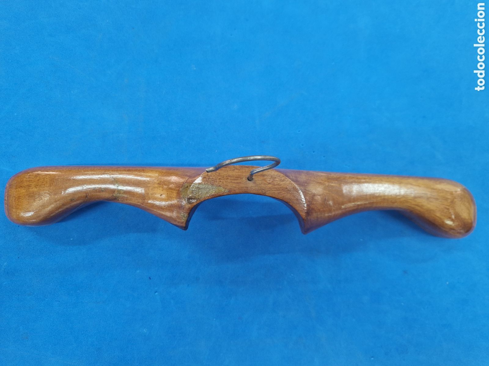 Antig&uuml;edades: Percha, madera de mobila antigua - Foto 2