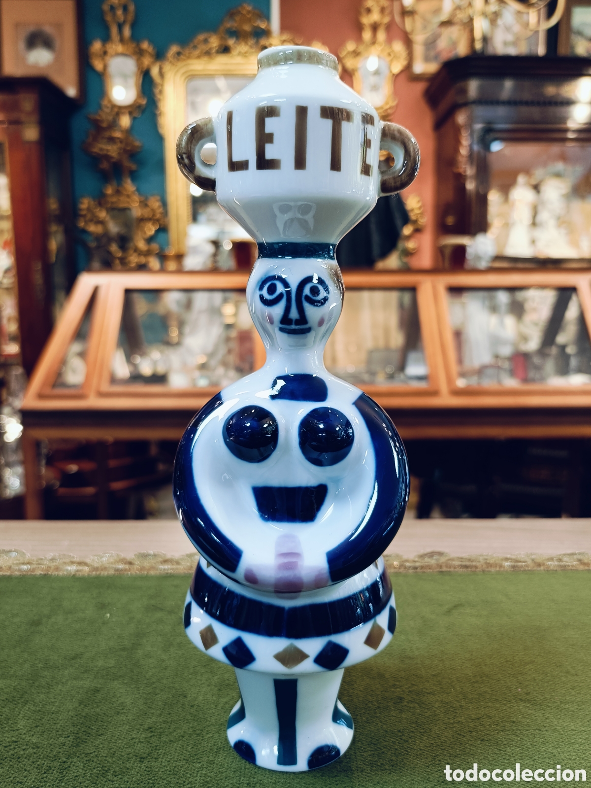Antig&uuml;edades: ANTIGUA FIGURA MUJER LEITE EN PORCELANA DE SARGADELOS. GALICIA..