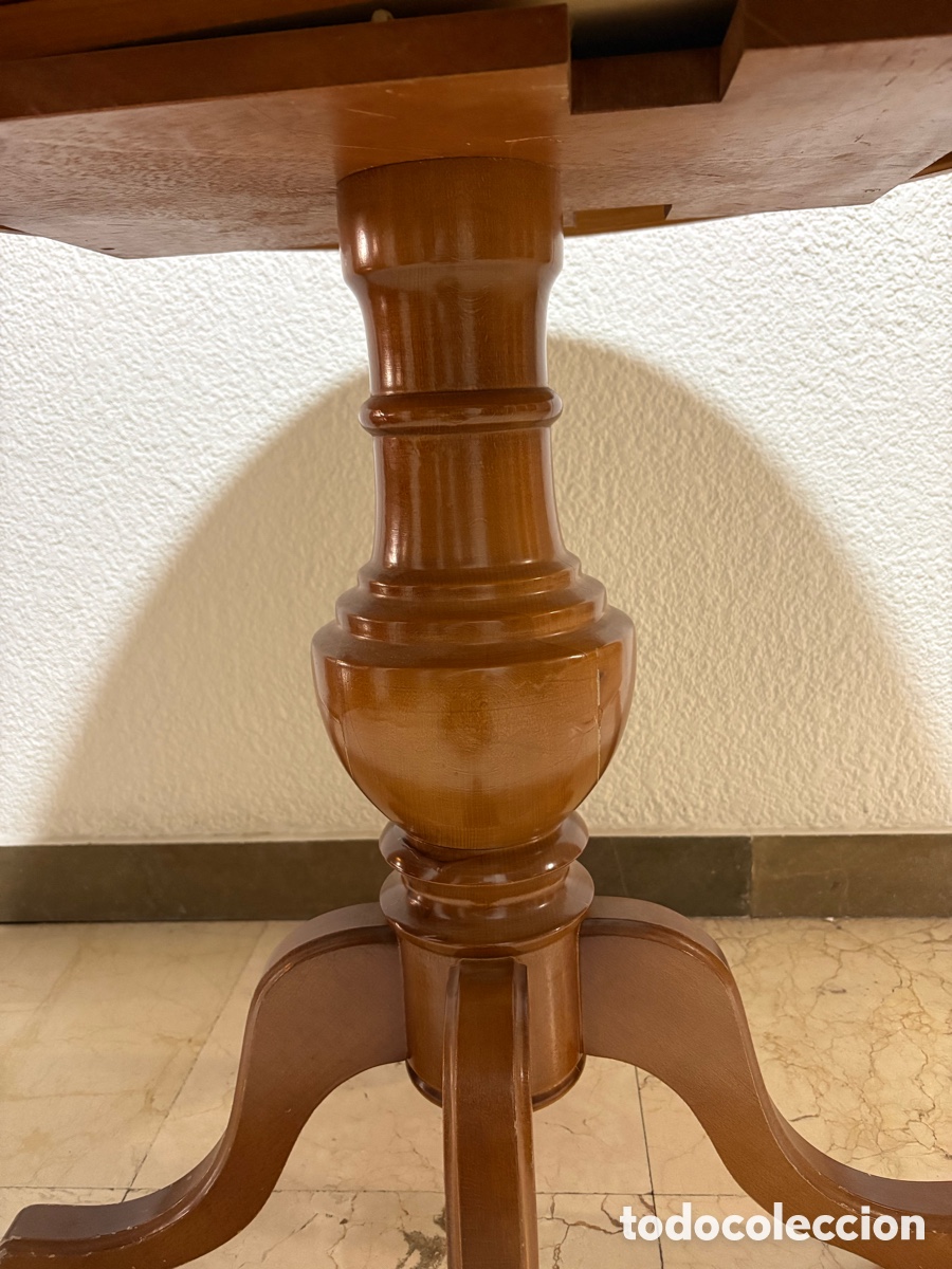 Antig&uuml;edades: Mesa extensible madera de nogal. Pata central. ASM - Foto 3