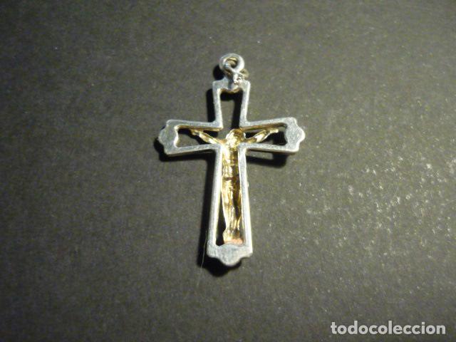 Antig&uuml;edades: CRUCIFIJO EN PLATA 3,2 X 2 CM - Foto 2