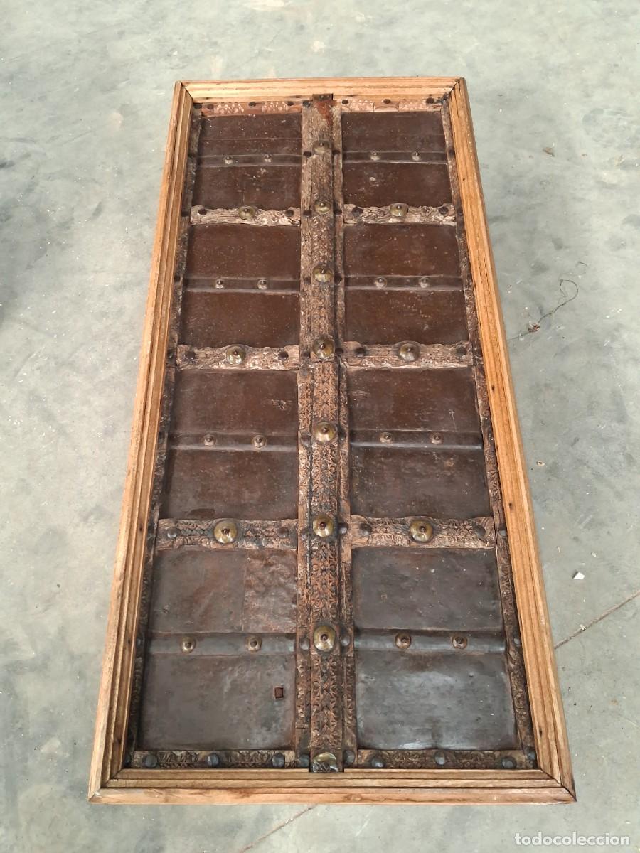 Antig&uuml;edades: Mesa de centro india vintage: - Foto 3