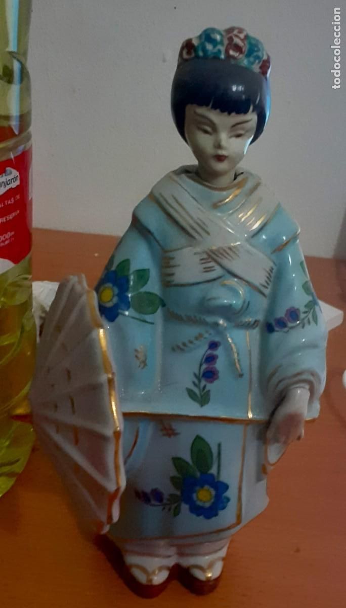 Antig&uuml;edades: PRECIOSA MUJER ORIENTAL. FIGURA.