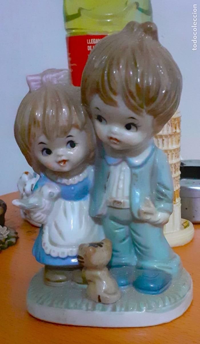 Antig&uuml;edades: PAREJA DE NI&Ntilde;OS. FIGURA.