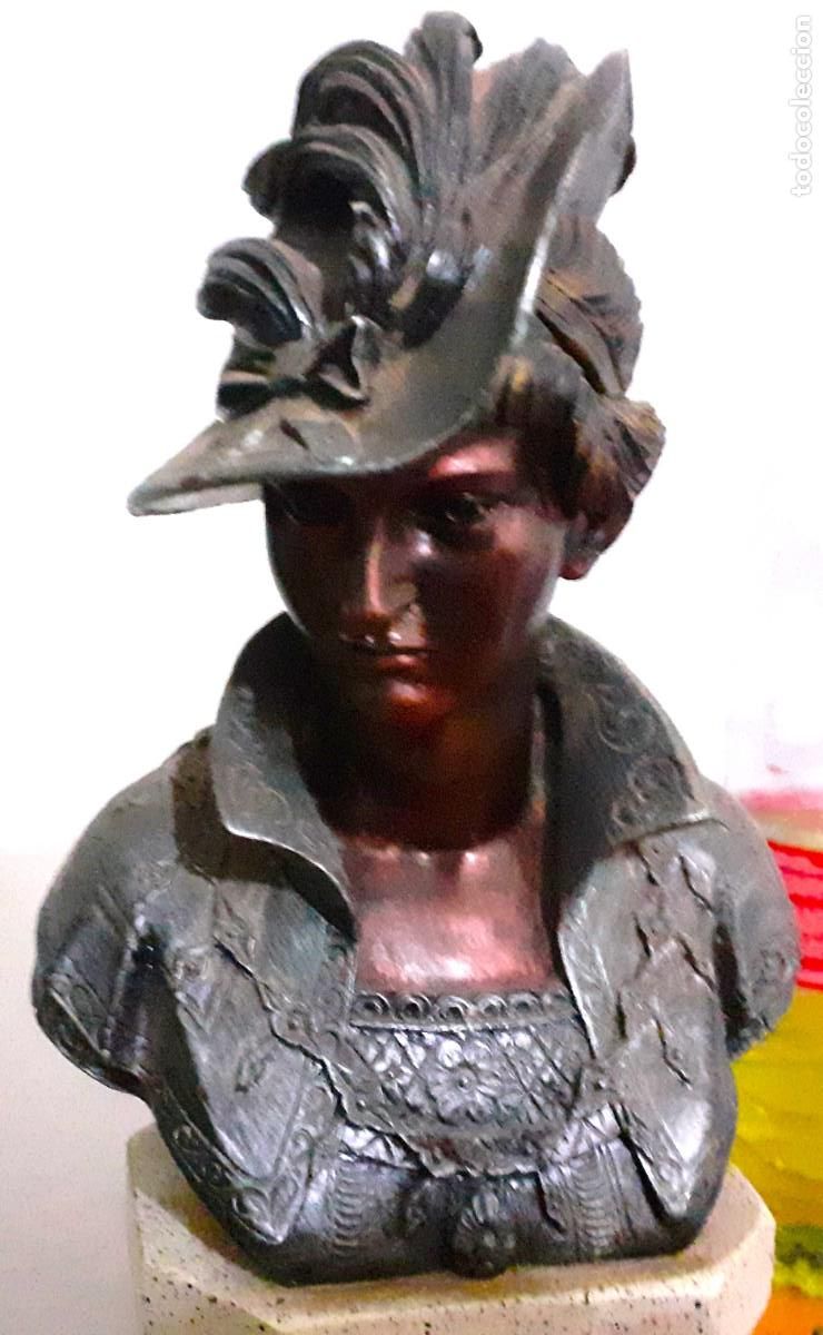 Antiquit&auml;ten: BUSTO DE UNA DAMA CON PAMELA. FIGURA.