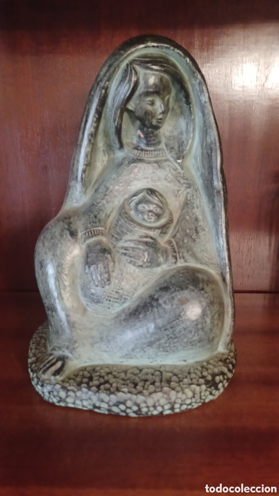 Antig&uuml;edades: Figura de ceramica de Virgen con ni&ntilde;o m