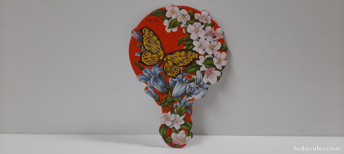 Antig&uuml;edades: ANTIGUO PAY PAY - FLORES Y MARIPOSA . PROPAGANDA PINTURA SUPERPLASTICA LA PAJARITA . A&Ntilde;O 1959