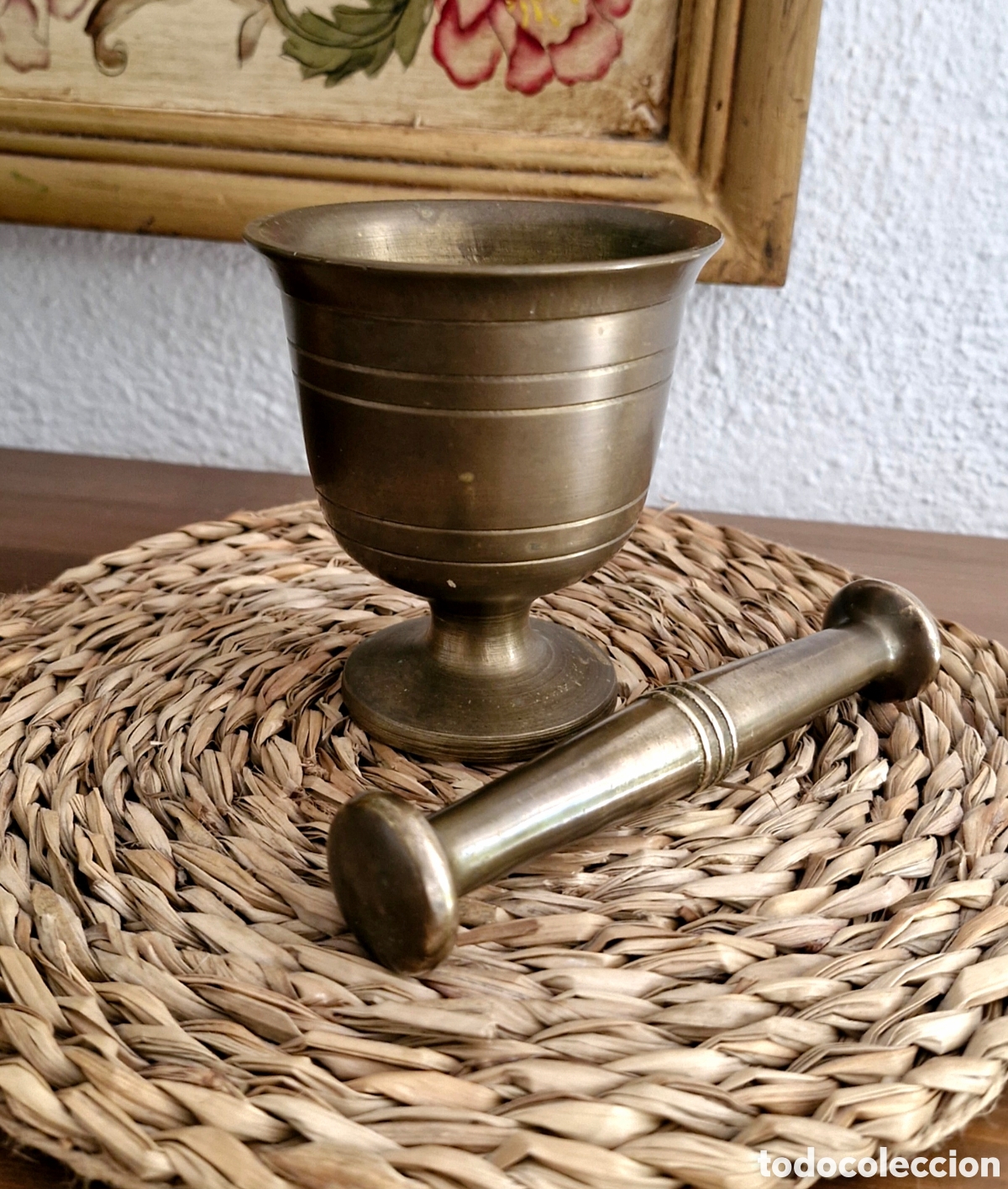Antig&uuml;edades: Mortero antiguo de lat&oacute;n macizo