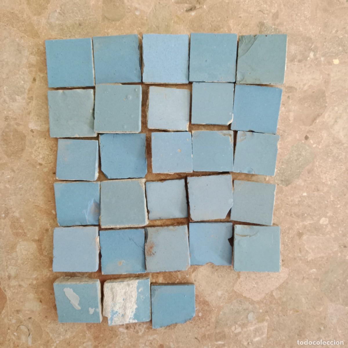 Antig&uuml;edades: 28 PIEZAS BALDOSA HIDRA&Uacute;LICA - BALDOS&Iacute;N AZUL- MOSAICO MIGUEL NOLLA S.A. MELIANA(VALENCIA)-A&Ntilde;O 1930.