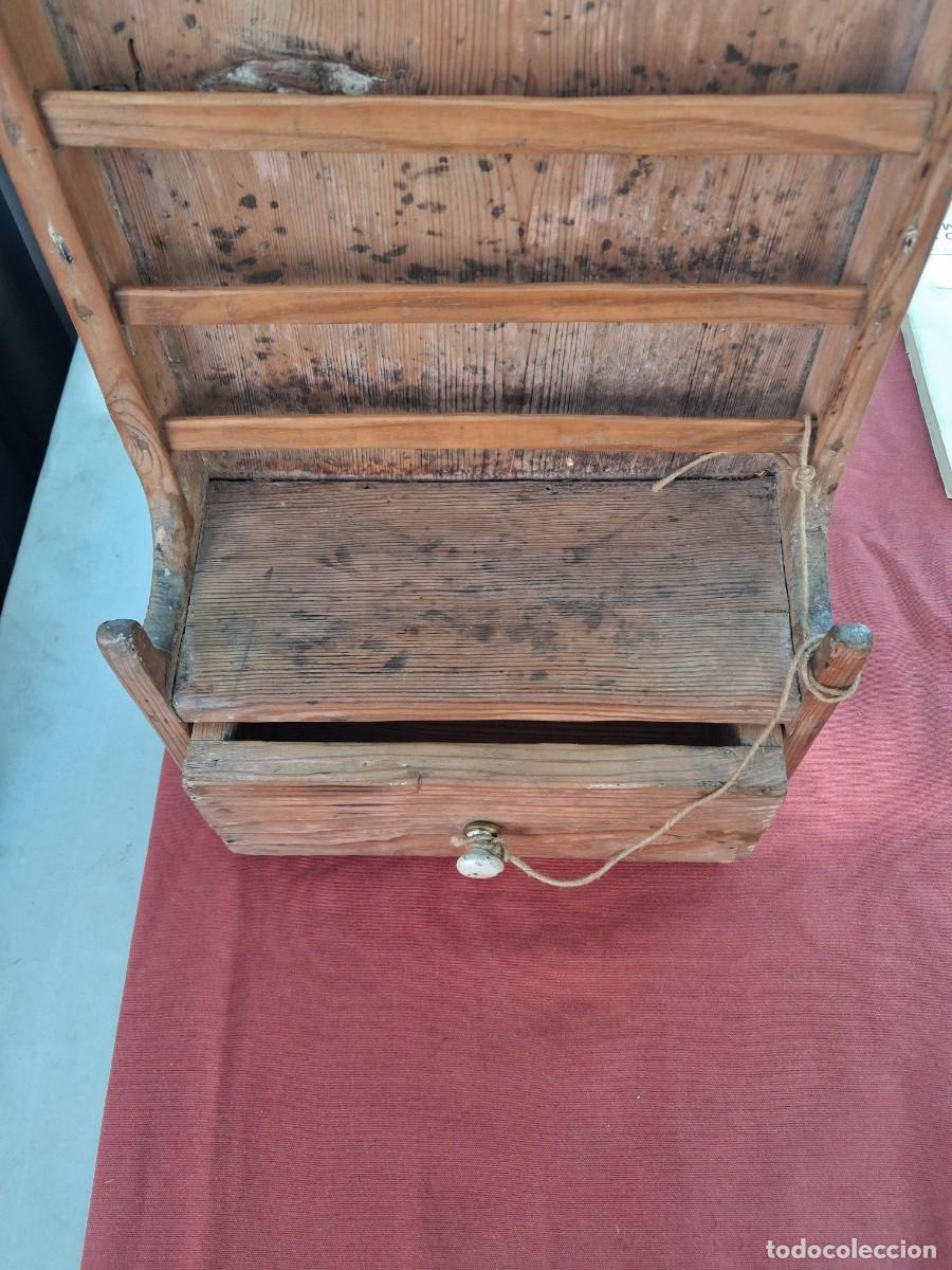 Antig&uuml;edades: Antiguo mueble cubertero, cullerer. - Foto 2