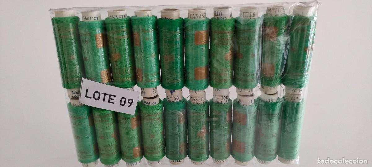 Antig&uuml;edades: 20 bobinas de hilo de algod&oacute;n El Canastillo n&ordm;50. Compa&ntilde;&iacute;a Nacional de Hilaturas (Lote 9)