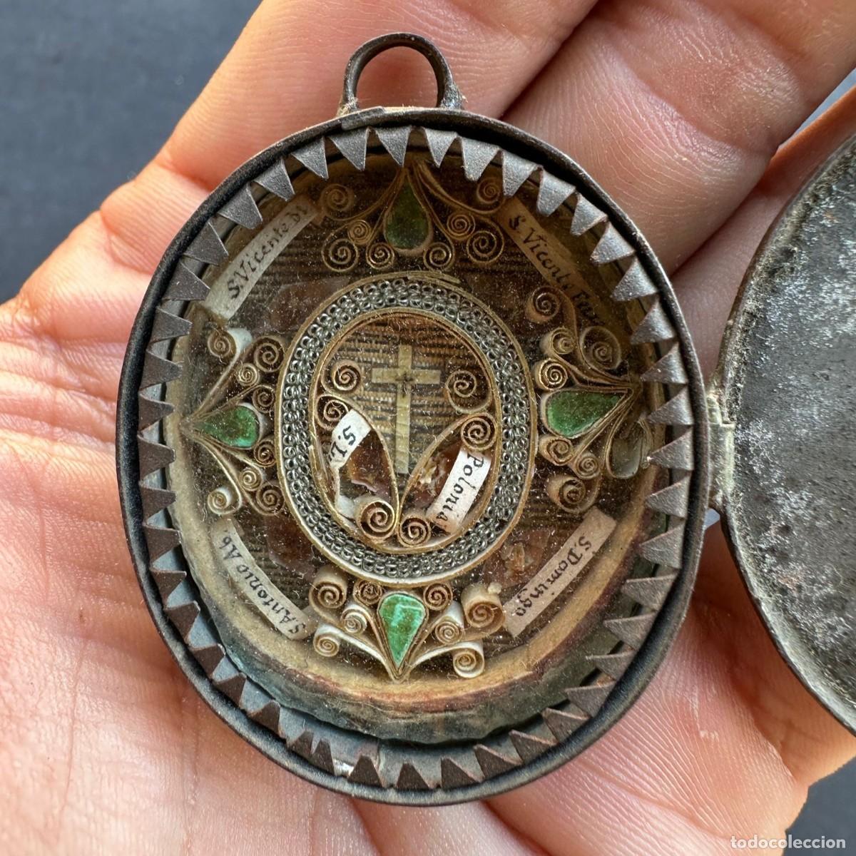 Antig&uuml;edades: S. XVIII - RELIQUIAS DE SAN VICENTE MARTIR, VICENTE FERRER, SANTO DOMINGO... - RELICARIO