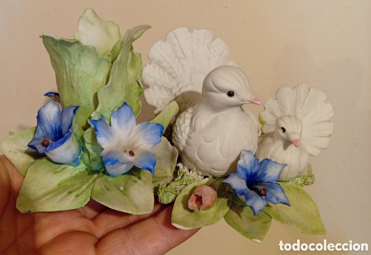 Antig&uuml;edades: Preciosa figurita de porcelana Biscuit italiana Capodimonte